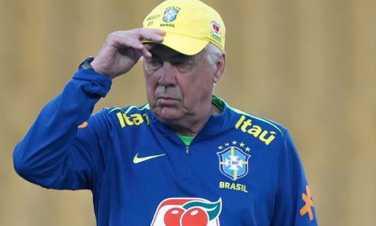Ancelotti muda peças contra o Paraguai para corrigir erros da seleção