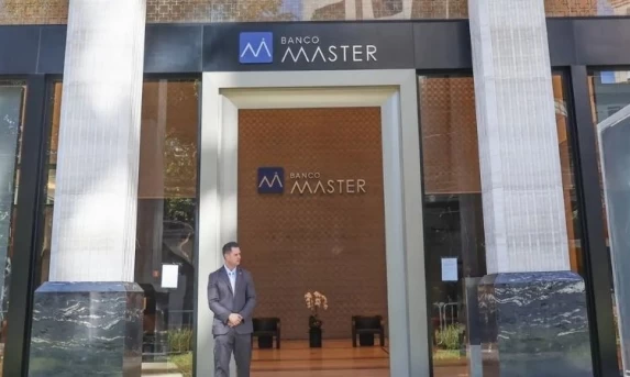 Banco Central decreta liquidação do Banco Pleno por irregularidades financeiras