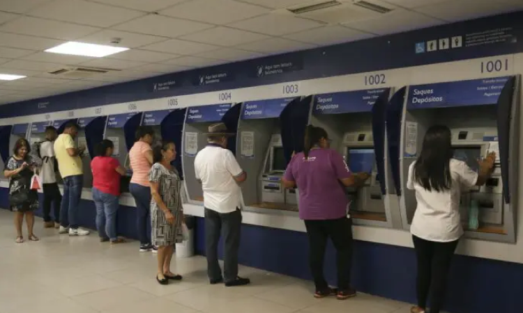 Bancos não terão atendimento presencial ao público no Corpus Christi