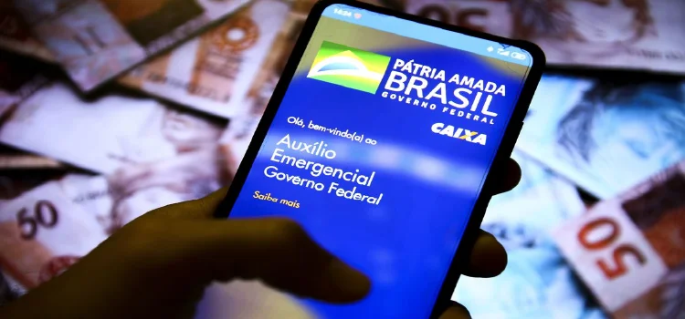 BRASIL: Auxílio emergencial é pago a beneficiários do Bolsa Família com NIS 7