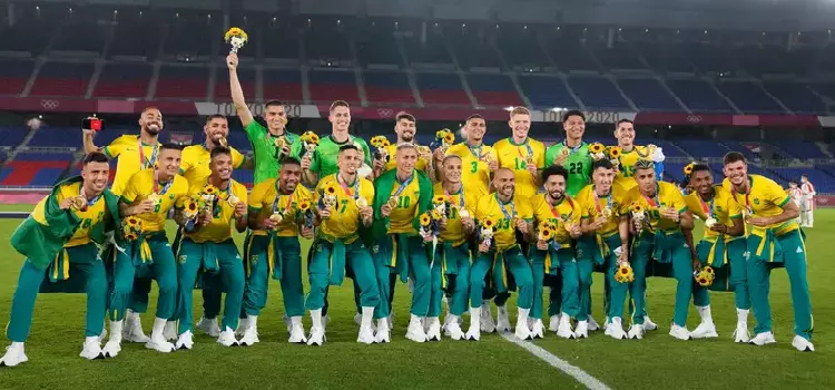 Brasil derrota a Espanha e é bicampeão olímpico no futebol em Tóquio