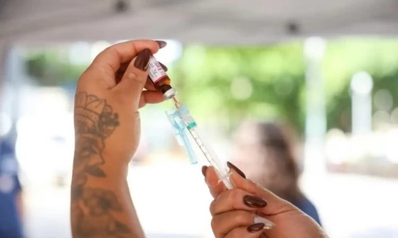 Brasil entra em alerta máximo contra o sarampo após surtos no continente