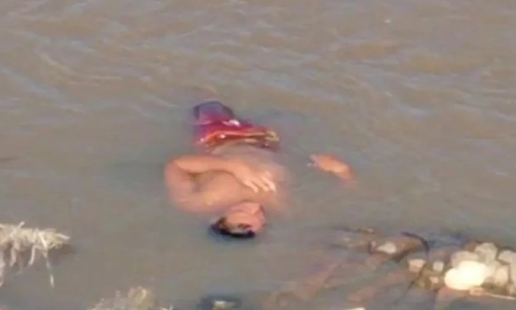 BRASIL: “Morto” acorda na hora em que bombeiros o resgatavam em rio