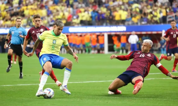 Brasil não sai do empate com Costa Rica na estreia da Copa América.