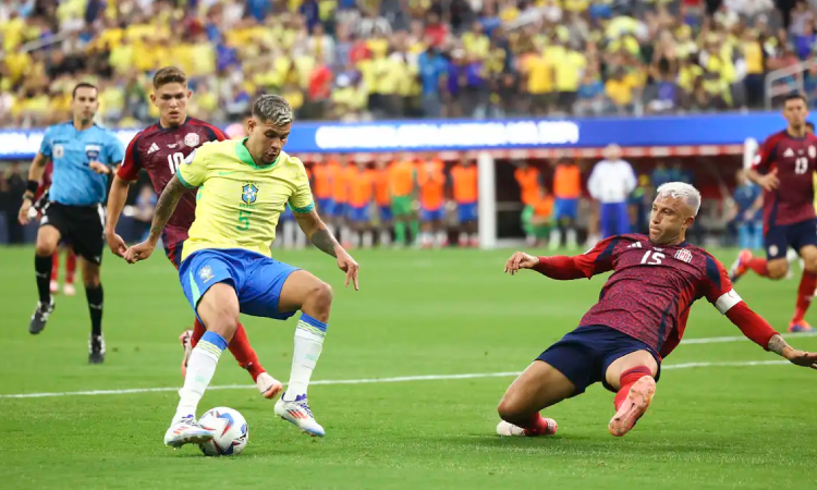 Brasil não sai do empate com Costa Rica na estreia da Copa América.