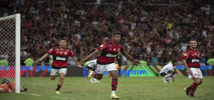 BRASILEIRÃO: Bruno Henrique garante vitória do Flamengo sobre o Corinthians