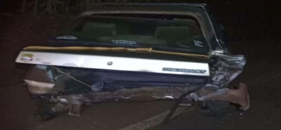CAFELÂNDIA: Acidente na PR-180 deixa feridos e responsável pelo veículo foge do local.