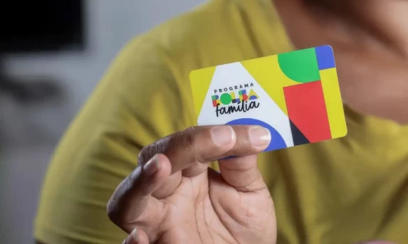 Caixa paga Bolsa Família a beneficiários com NIS de final 4 nesta sexta-feira (21).
