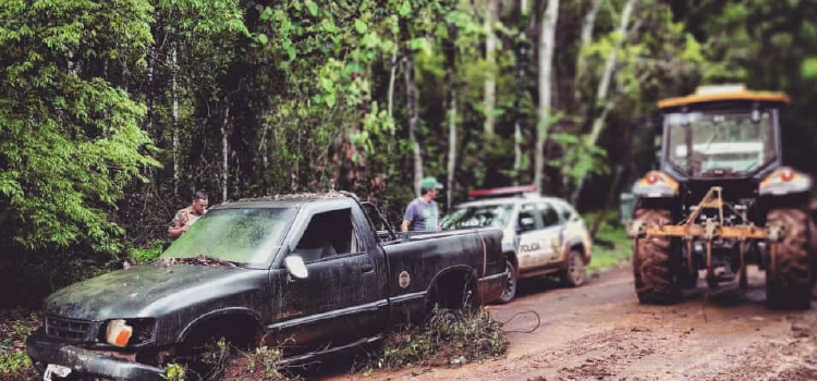 CAMPO BONITO: Polícia Militar recupera veículo com registro de furto