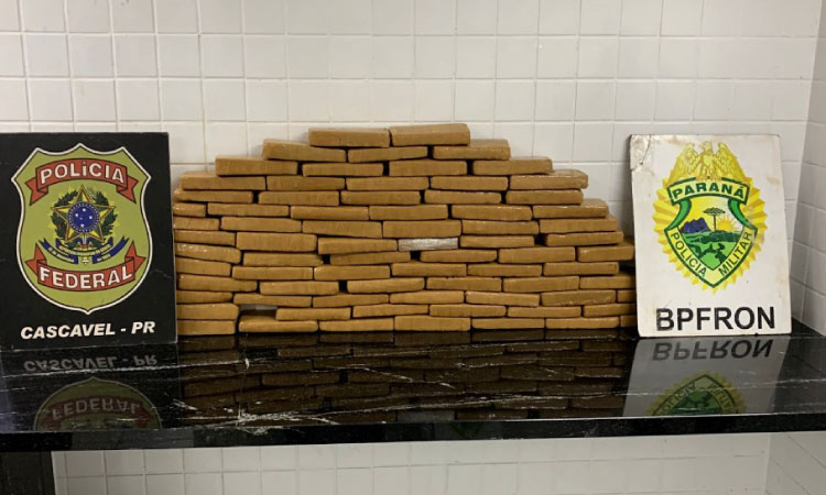 Casal é detido com maconha e vinhos contrabandeados na BR-277 em Cascavel