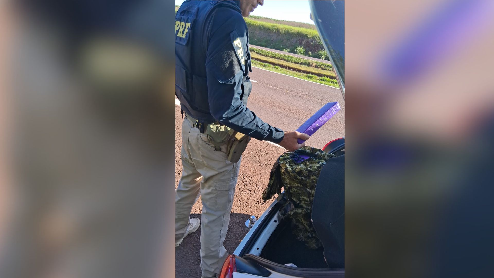 Casal é preso com 17,7 kg de maconha e homem tinha mandados em aberto na BR-163, em Cascavel