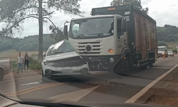 Casal morre em acidente na PR 180 em Francisco Beltrão