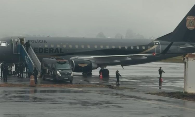 CASCALVEL RECEBE CHEFES DO COMANDO VERMELHO TRANSFERIDOS DE PRESÍDIO DO RIO DE JANEIRO