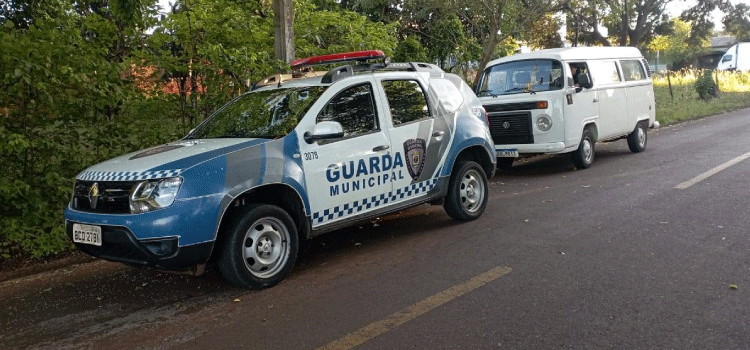 CASCAVEL: Guarda Municipal recupera veículo furtado no Brasília em Cascavel.