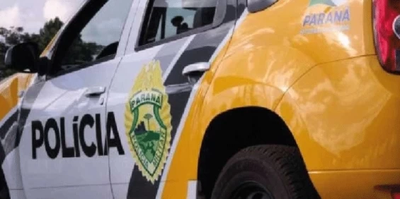 CATANDUVAS: Condutor embriagado é detido após colidir veículo contra muro de residência.