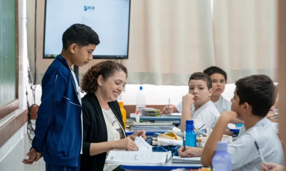 Censo: Paraná registra 2º maior crescimento do Brasil em matrículas para ensino integral