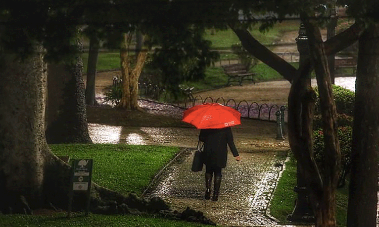 Chuva do fim de semana supera em até 84% a média mensal em algumas regiões do Paraná