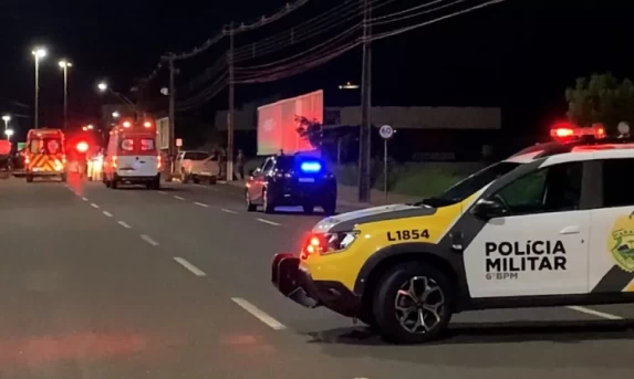 Cinco assaltantes morrem em confronto com a PM na Avenida Tancredo Neves, em Cascavel.