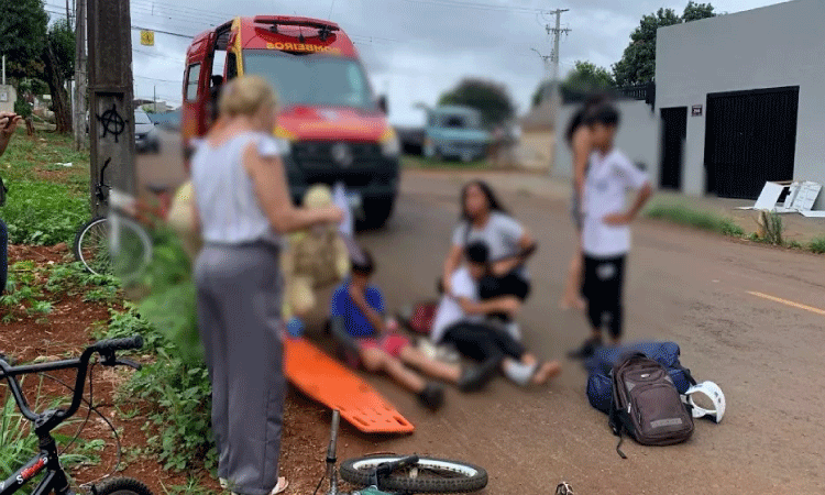 Cinco crianças são atropeladas a caminho da escola no bairro Floresta