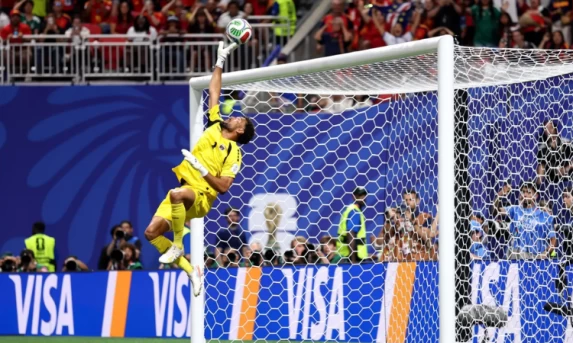 COBERTURA DA COPA: Goleiro de 40 anos brilha e Cabo Verde segura empate com a Espanha na Copa do Mundo