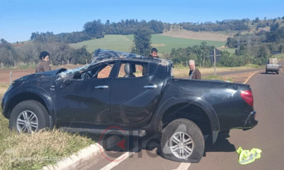 Colisão é registrado no trevo da PR-484 em Três Barras do Paraná