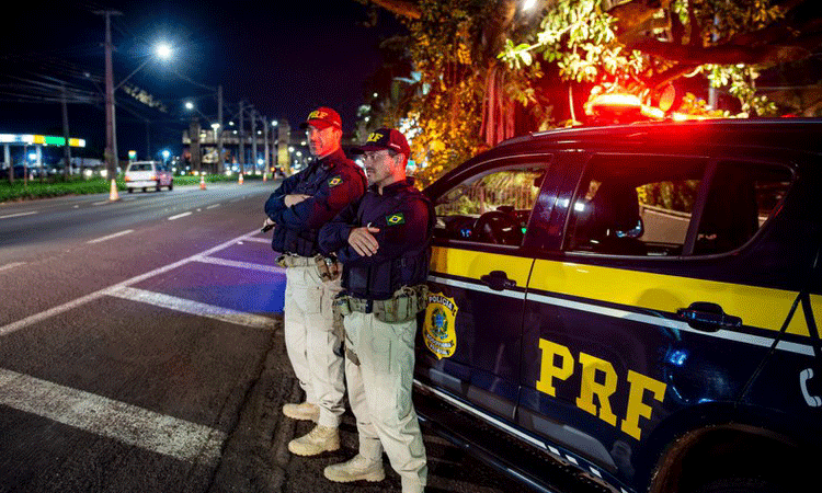 Com foco na prevenção de acidentes graves e redução de mortes, PRF inicia operação Proclamação da República 2024