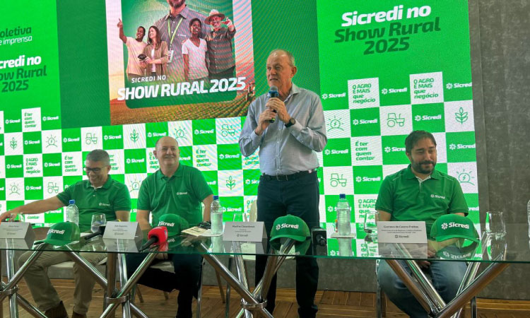 Com objetivo de impulsionar o agronegócio Sicredi está presente no Show Rural Coopavel 2025