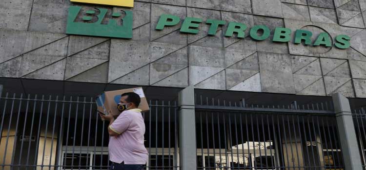 CONCURSO: Petrobras abre concurso com 757 vagas de nível superior
