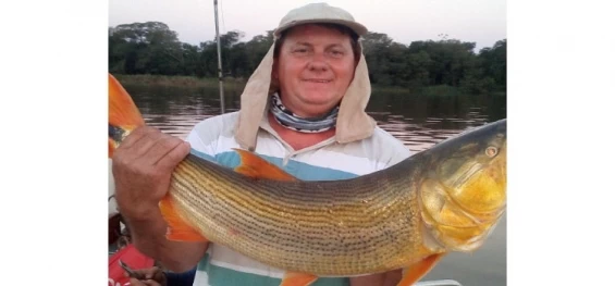 Continuam as buscas por empresário que desapareceu no lago de Itaipu durante pesca.