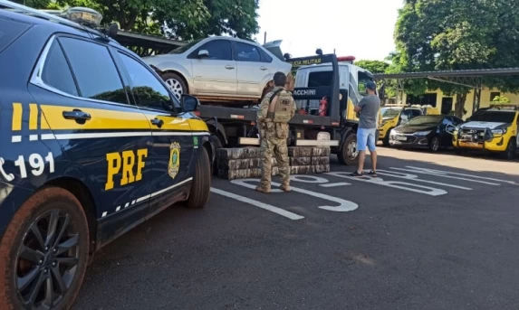 CONTRABANDO: Polícia Rodoviária Federal e 19° Batalhão da Polícia Militar de Toledo realizam apreensão de drogas na PR 369.