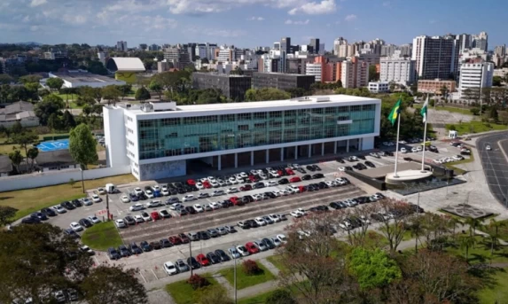 Convenções partidárias chegam ao fim e Paraná confirma oito candidatos ao Governo e nove ao Senado