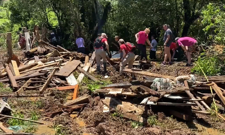 Corpo de Bombeiros encontra menina desaparecida em General Carneiro