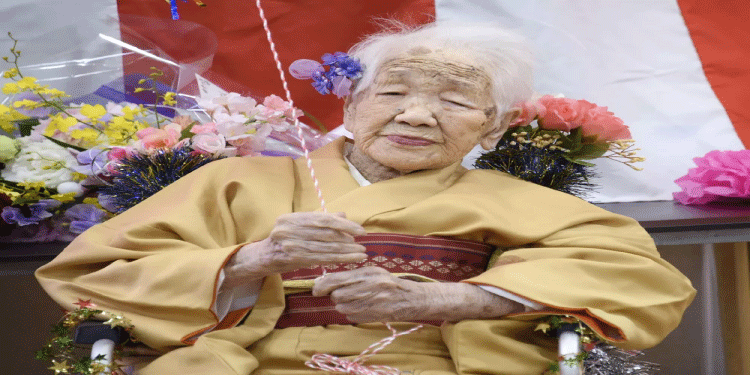 CURIOSIDADE: Pessoa mais velha do mundo morre aos 119 anos no Japão.