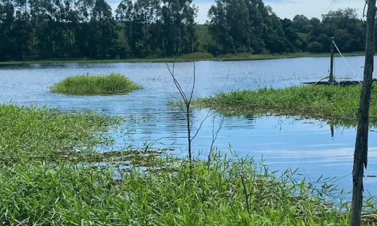 Dois homens morrem afogados após barco afundar em represa de Carlópolis