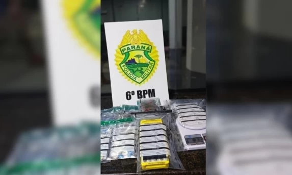 Dois homens são presos por tráfico de drogas durante ação conjunta da PM e Polícia Civil em Quedas do Iguaçu