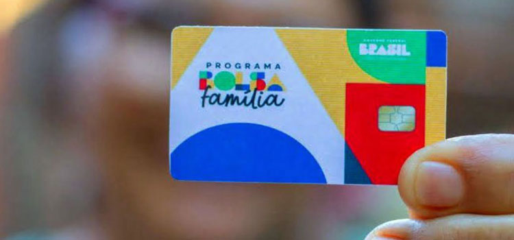 ECONOMIA: Caixa emitirá 8 milhões de cartões de débito para programas sociais.