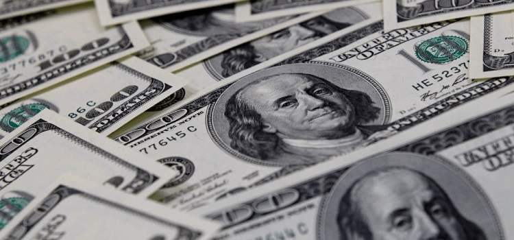 ECONOMIA: Dólar e bolsa fecham estáveis à espera de juros no Brasil e nos EUA.