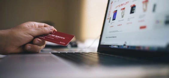 ECONOMIA: Imposto sobre compras importadas online deve sair até fim do ano.