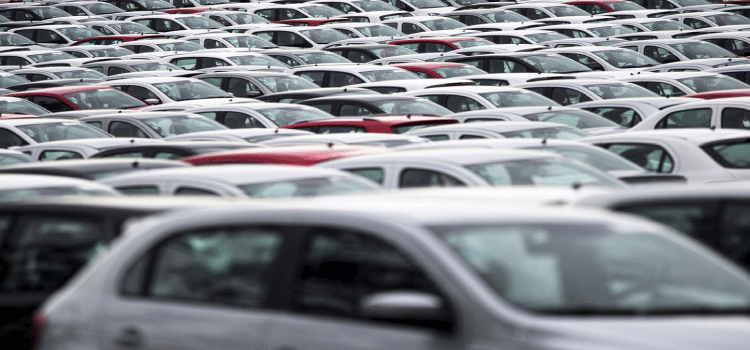 ECONOMIA: Produção de veículos cresce 33,4% em julho, diz Anfavea.