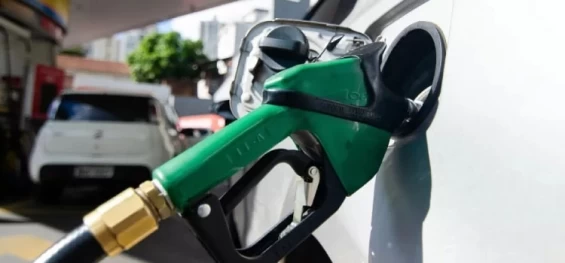 ECONOMIA: Quanto a gasolina deve subir nas bombas e qual o impacto na inflação?