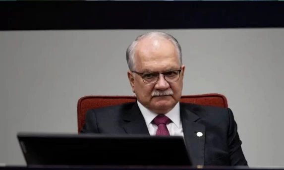 Edson Fachin assume presidência do STF nesta segunda-feira