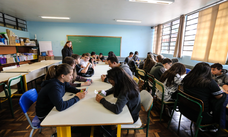 Educação divulga novo edital de PSS para professores; inscrições abrem nesta quinta.