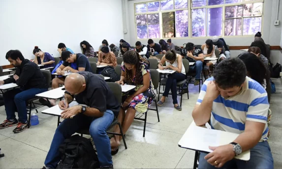 Educação: Prazo para inscrições no Encceja 2026 termina nesta sexta-feira