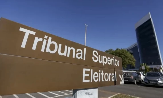 Eleitor tem até 20 de agosto para solicitar voto em trânsito nas Eleições 2026