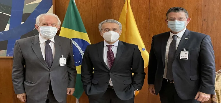 Em Brasília, vice-governador pleiteia participação do Paraná na COP26