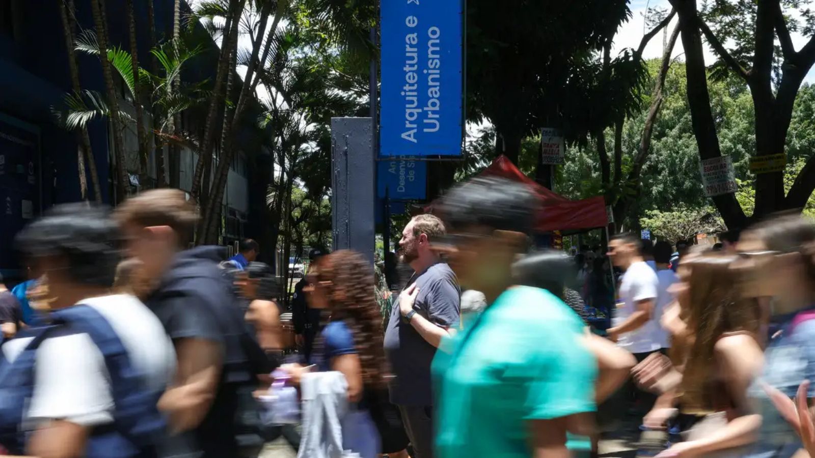 ENEM 2025: ABSTENÇÃO NO PRIMEIRO DIA CHEGA A 27%; GABARITO É PROMETIDO PARA QUINTA-FEIRA