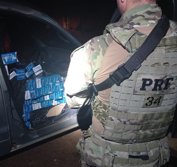 ESPIGÃO ALTO DO IGUAÇU: PRF prende falso borracheiro transportando cigarros contrabandeados.