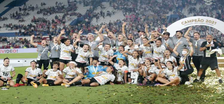 ESPORTE: Corinthians conquista título da Libertadores Feminina