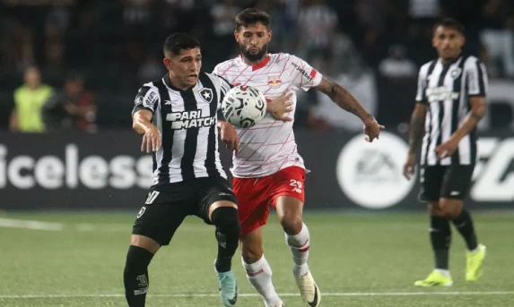 ESPORTES: Bragantino e Botafogo decidem vaga na fase de grupos da Libertadores.