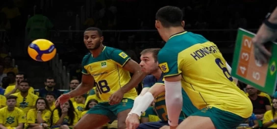 Jogos: Brasil bate Coreia do Sul e pega EUA na final do vôlei